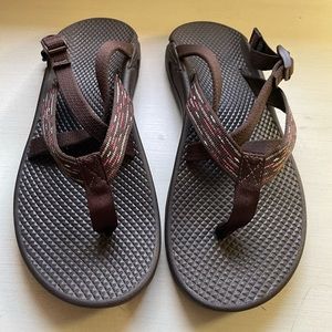 Chaco HipThong Two Ecotread in Stitch Brown Sandal Adjustable Women's Size 9